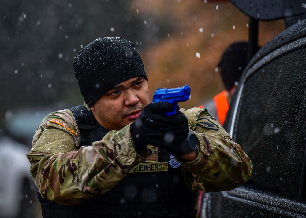 Book 'em, Danno: 506th Military Police train for high risk traffic stops