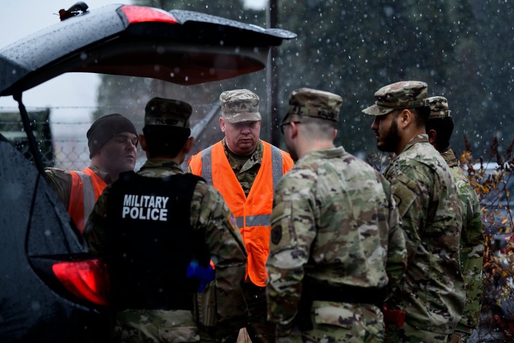 Book 'em, Danno: 506th Military Police train for high risk traffic stops