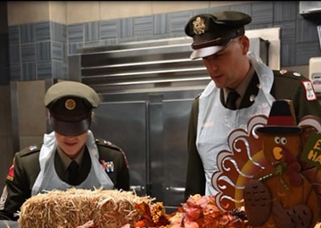 369th hosts Soldiers, Families for Thanksgiving