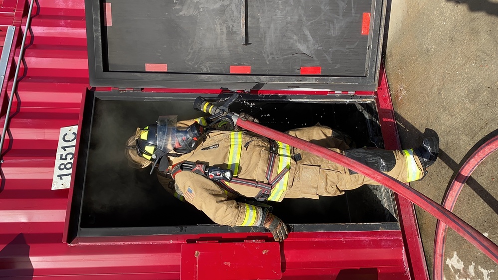 Fort Stewart -Hunter Army Airfield garrison command team gets hands-on with burn trainer