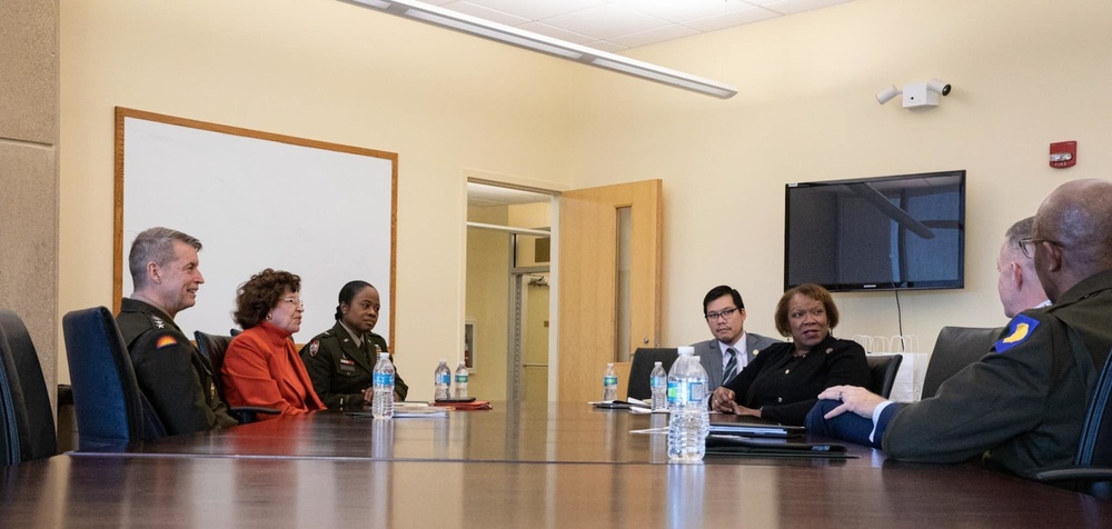 National Guard leaders visit Chicago State University