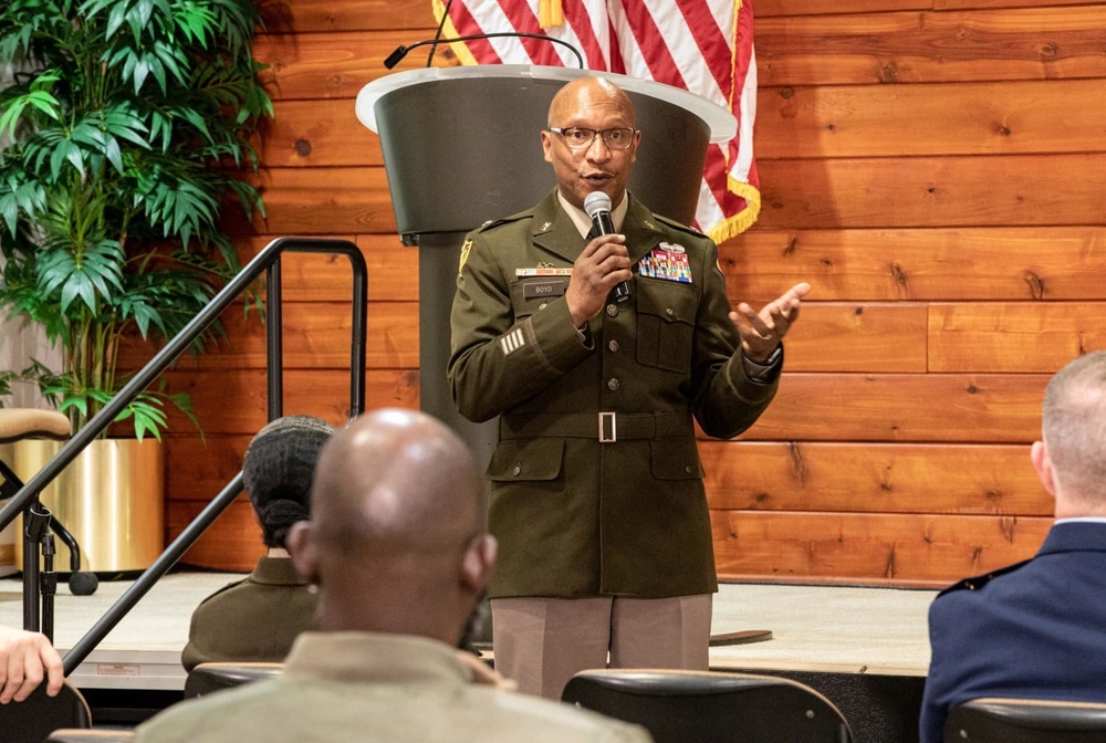 National Guard leaders visit Chicago State University