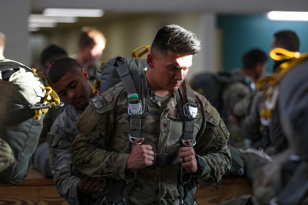 2nd Brigade's Mass Tactical Jump