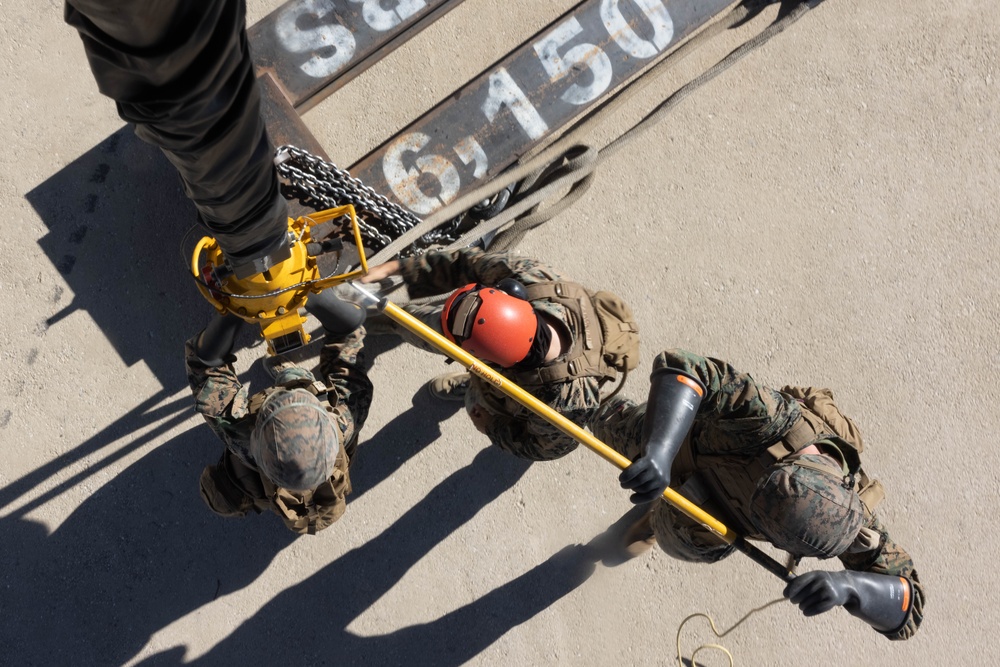 Steel Knight 23: CH-53E Heavy Lift Exercise