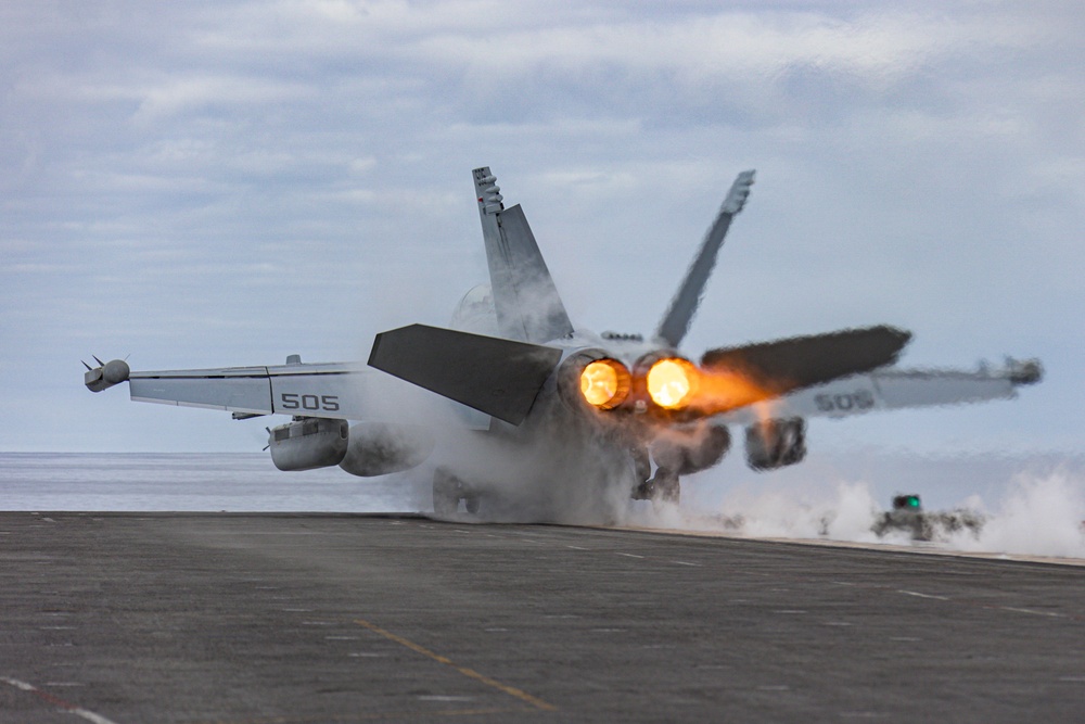 Abraham Lincoln conducts flight operations