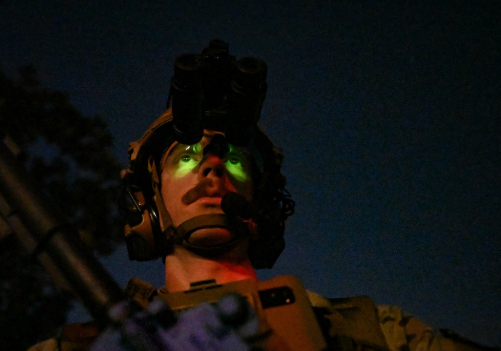 1 CTCS Airmen test night vision capabilities