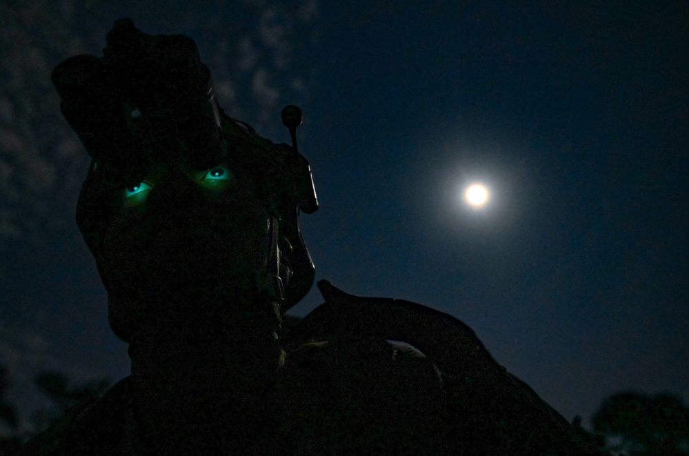 1 CTCS Airmen test night vision capabilities