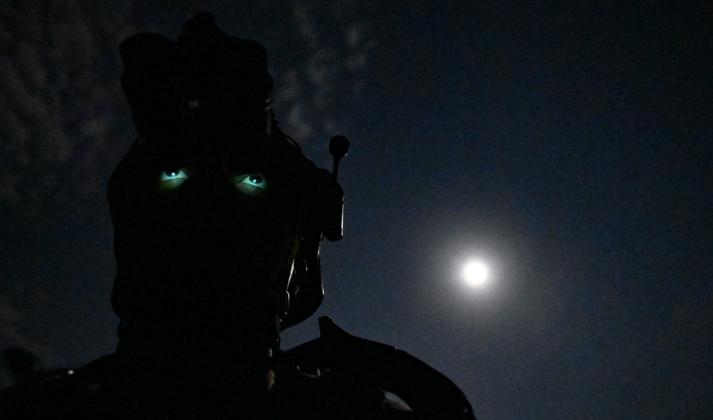 1 CTCS Airmen test night vision capabilities