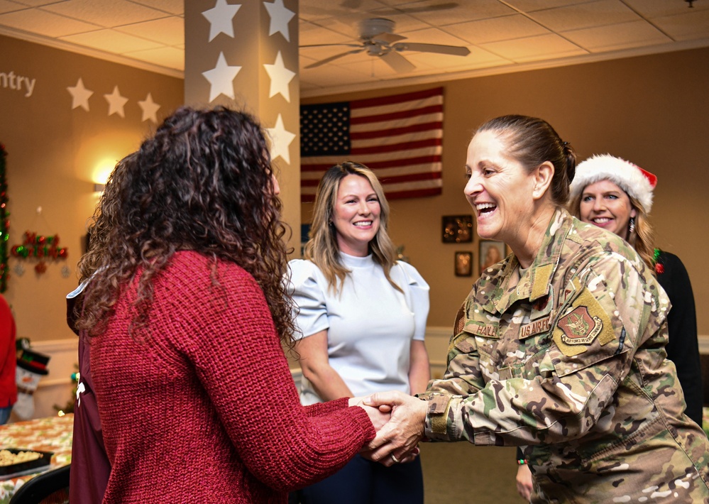 18th Air Force rep visits 910th’s Key Spouses