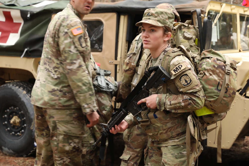 16th Military Police Compete in XVIII Airborne Corps Best Squad