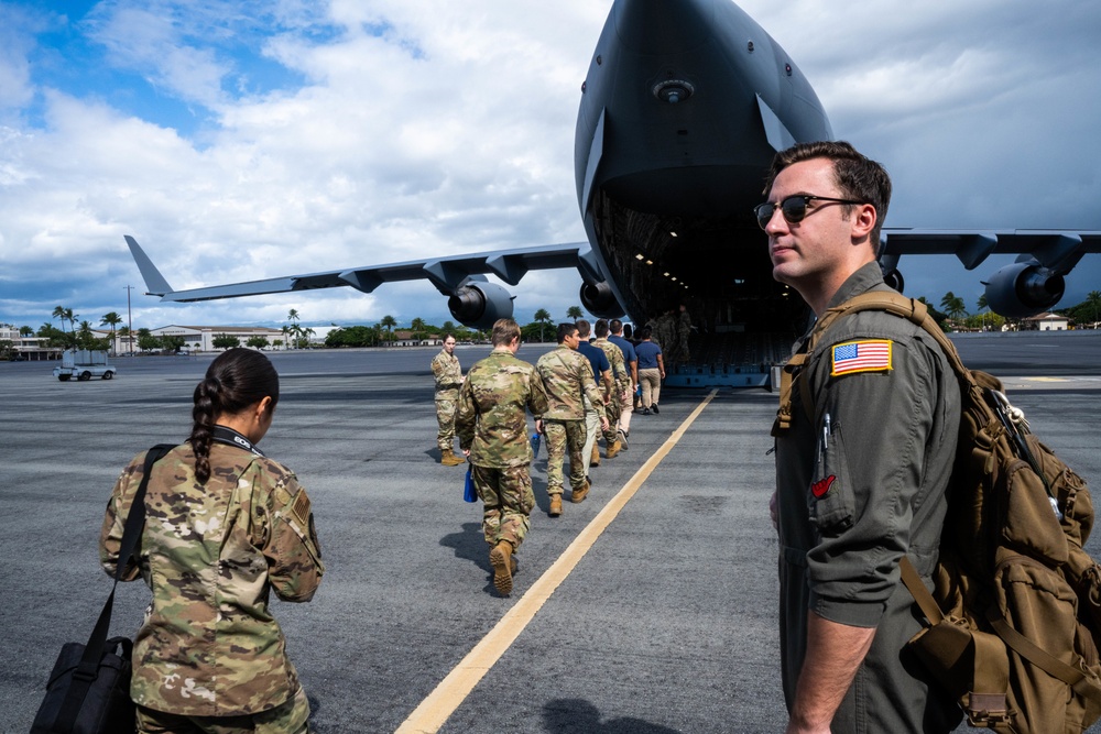 University of Hawaii Manoa AFROTC orientation flight