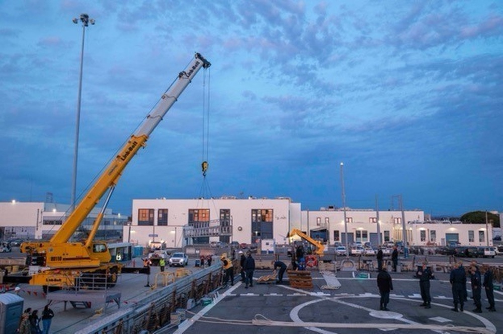 DVIDS - Images - Decatur Departs San Diego [Image 2 of 4]