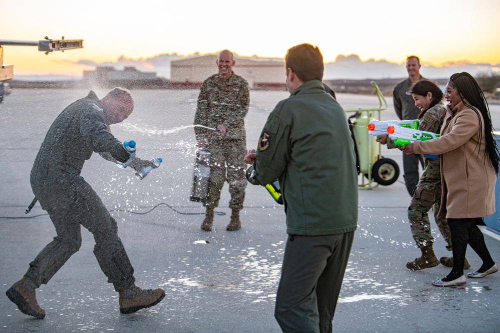 Fini-Flight Farewell