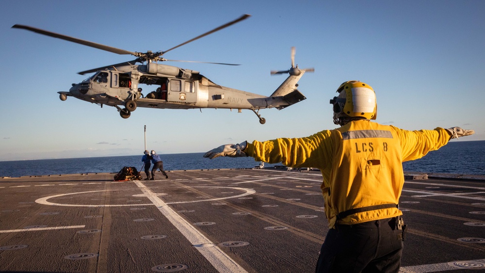 USS Montgomery (LCS 8) Flight Ops