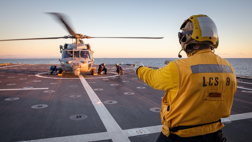 USS Montgomery (LCS 8) Flight Ops