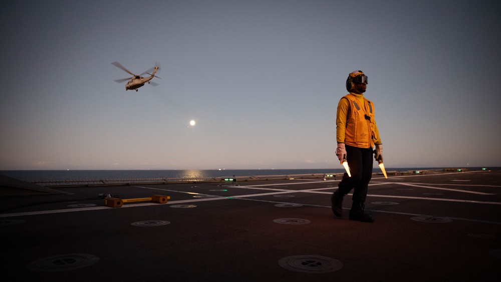 USS Montgomery (LCS 8) Flight Ops