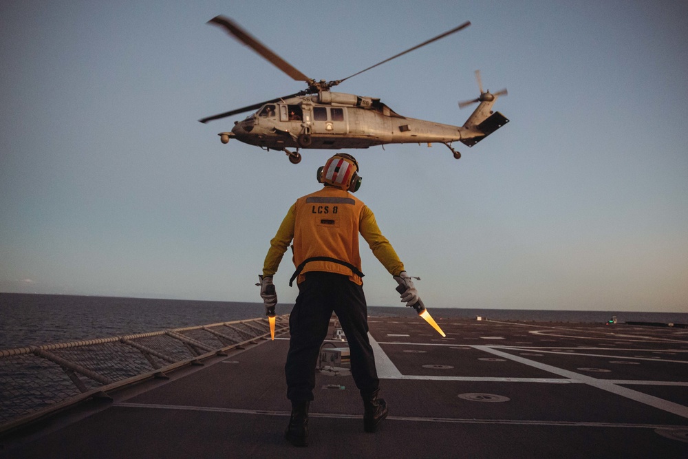 USS Montgomery (LCS 8) Flight Ops