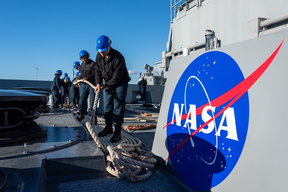 USS Portland (LPD 27) Departs for Artemis Recovery