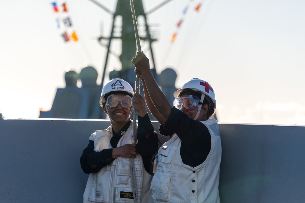 USS Portland (LPD 27) Departs for Artemis Recovery