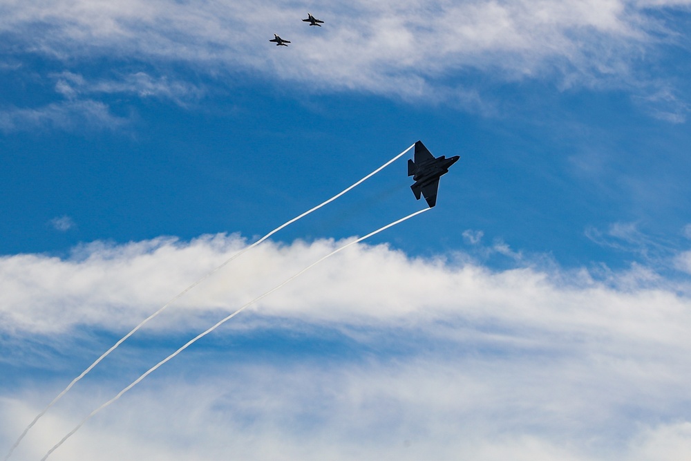 USS Abraham Lincoln (CVN 72) conducts flight operations.