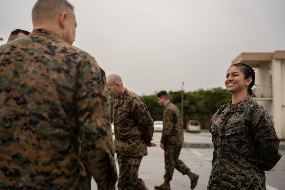 Winter Workhorse 23 | Combat Logistics Battalion 4 Marines load aircraft for Alert Contingency MAGTF Drill