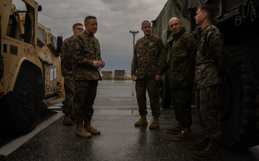 Winter Workhorse 23 | Combat Logistics Battalion 4 Marines load aircraft for Alert Contingency MAGTF Drill