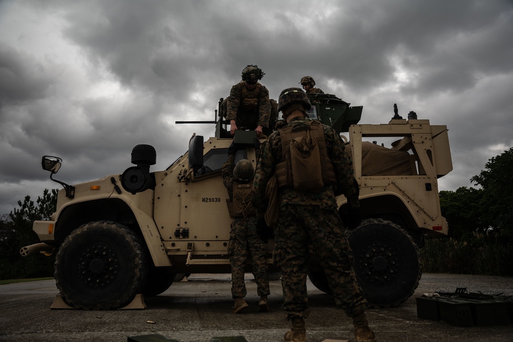 Winter Workhorse 23 | Combat Logistics Battalion 4, 3rd Transportation Battalion Marines conduct machine gun range