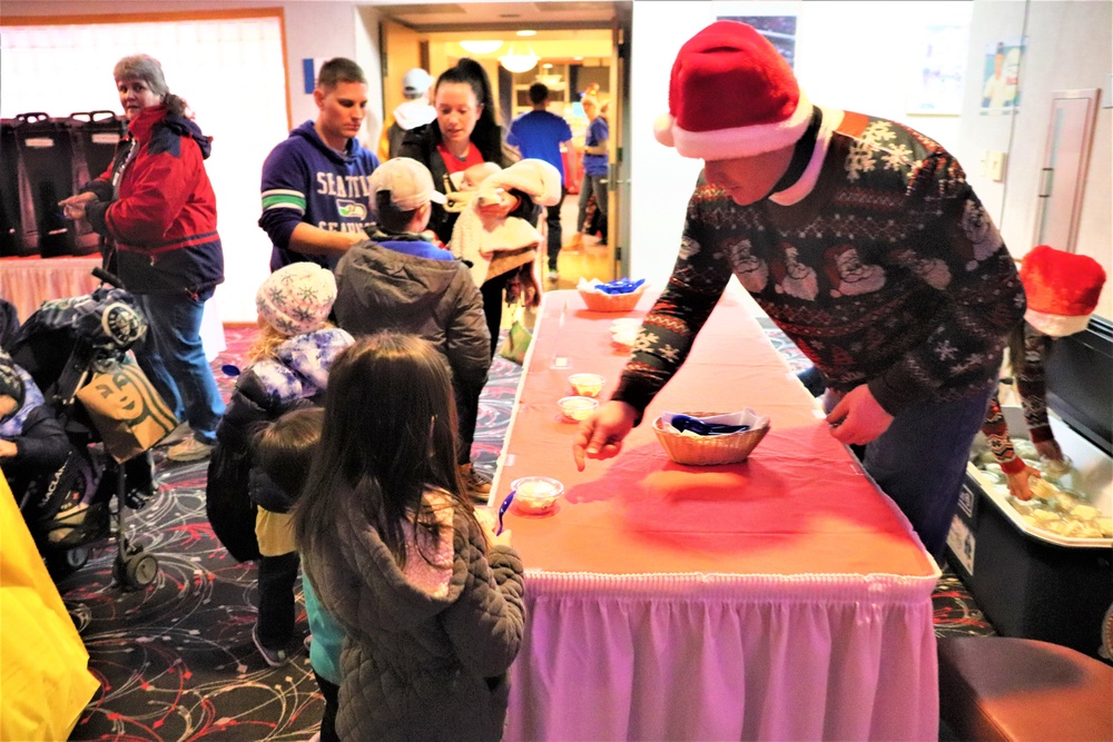 Dozens attend Fort McCoy’s 2022 Christmas Tree Lighting event