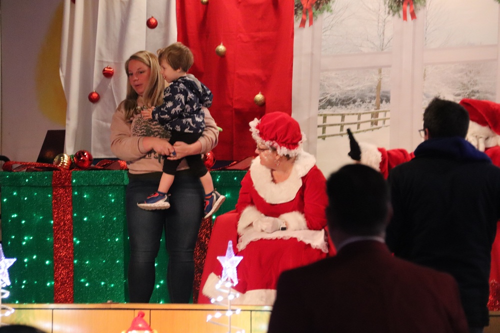 Dozens attend Fort McCoy’s 2022 Christmas Tree Lighting event