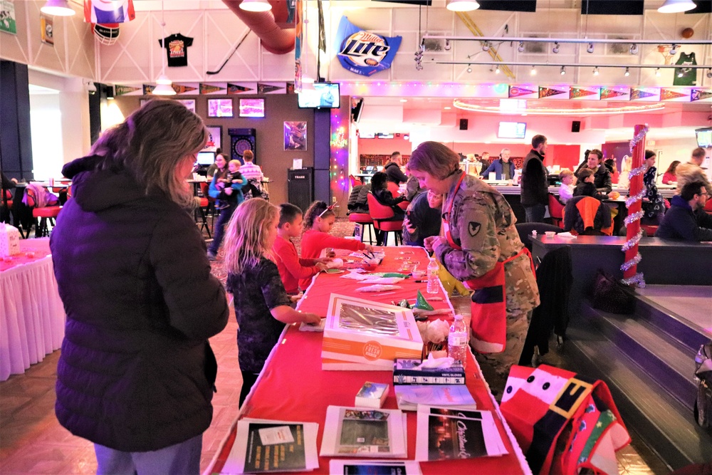 Dozens attend Fort McCoy’s 2022 Christmas Tree Lighting event