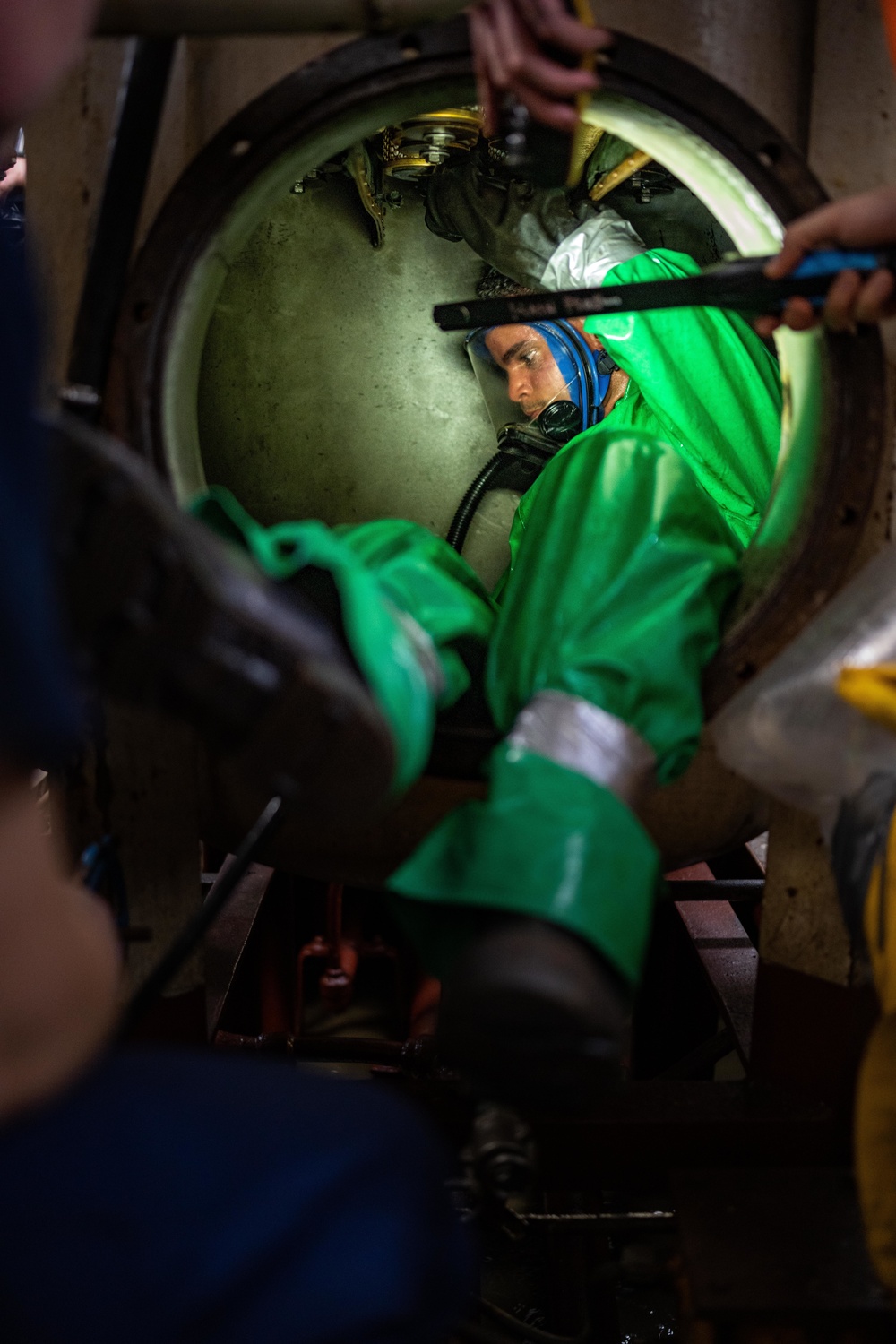 Coast Guard Cutter Polar Star’s (WAGB 10) engineers hard at work