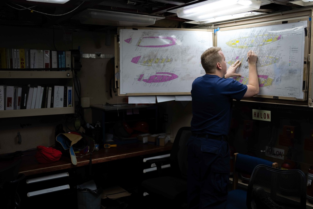 Coast Guard Cutter Polar Star (WAGB 10) conducts damage control training