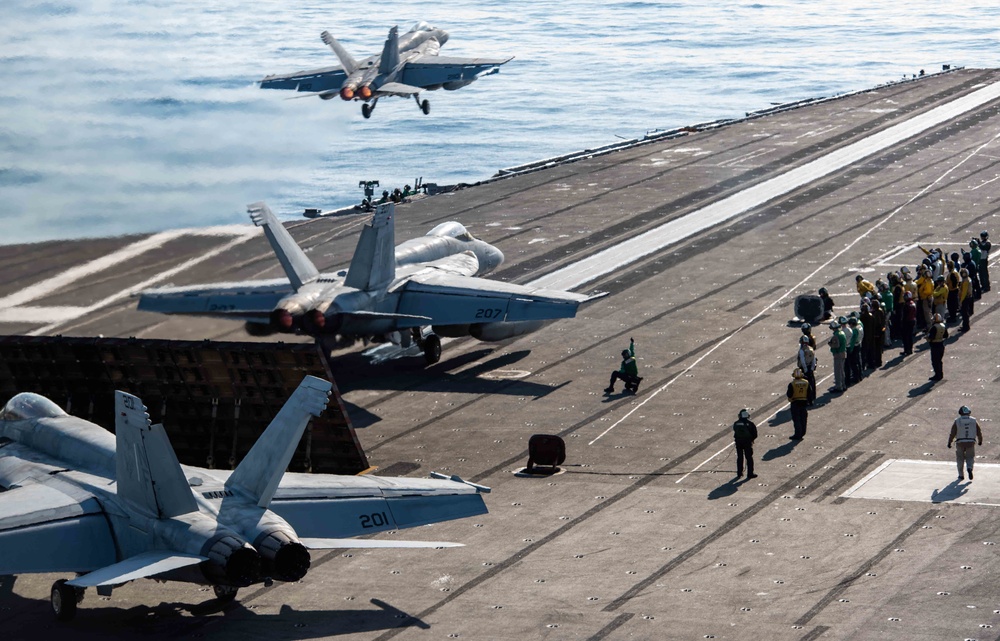 USS Ronald Reagan (CVN 76) conducts flight operations