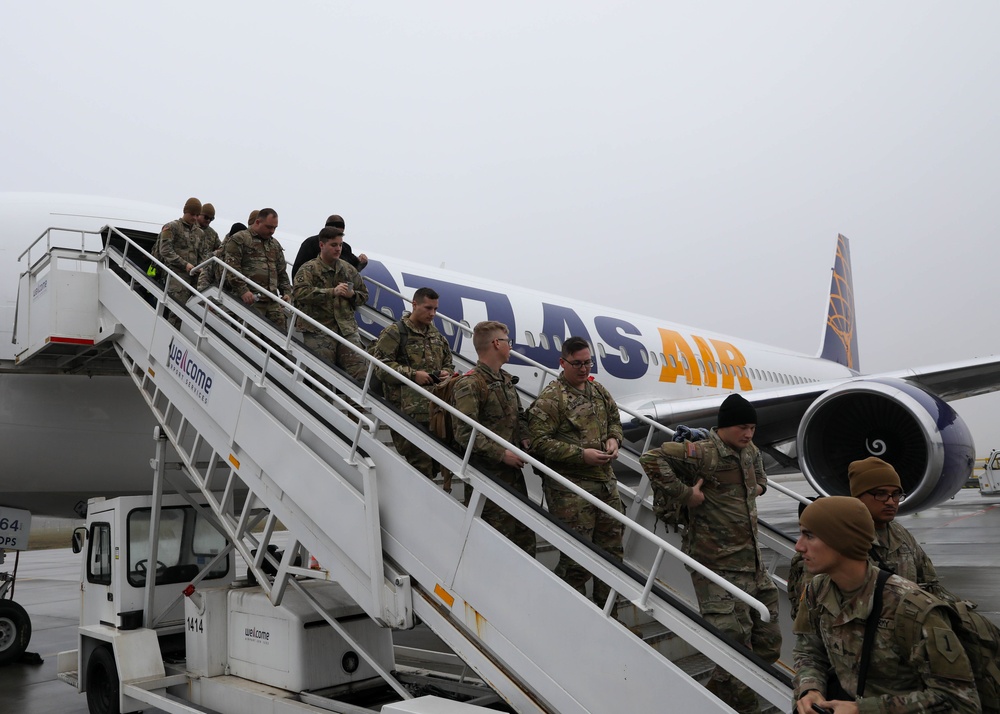 2ABCT, 1ID arrives in Poland to support V Corps