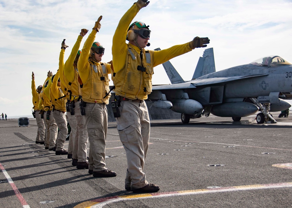 USS Ronald Reagan (CVN 76) conducts flight operations