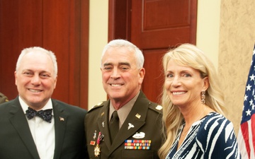 Congressman Brad Wenstrup Honored for 25-years of Army Reserve Service