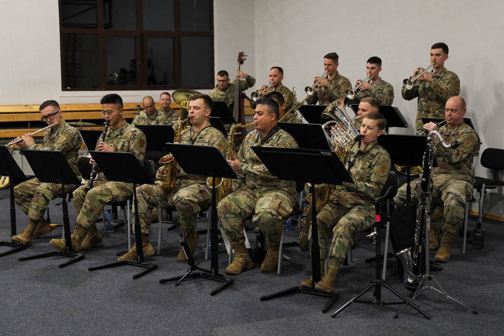 1st Infantry Division Band performs at Camp Kosciuszko, Poland