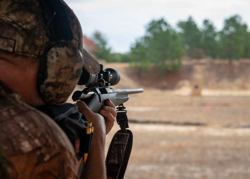 Shaw hunting program holds public event