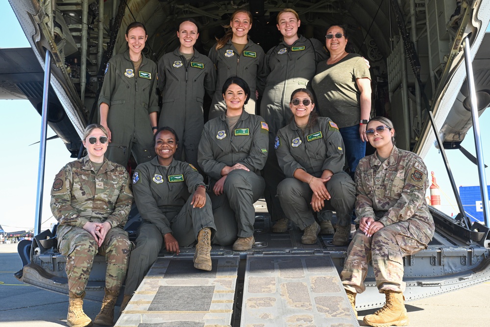 19th AW all-female aircrew participates in CCA