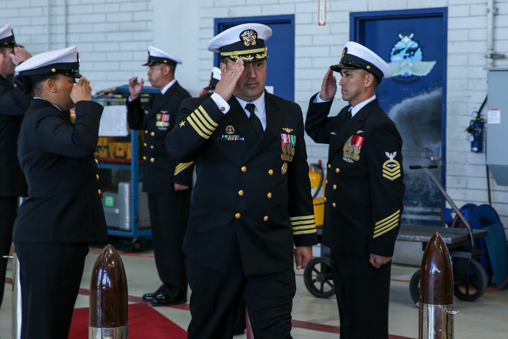 Helicopter Maritime Strike Wing, Pacific, holds change of command ceremony