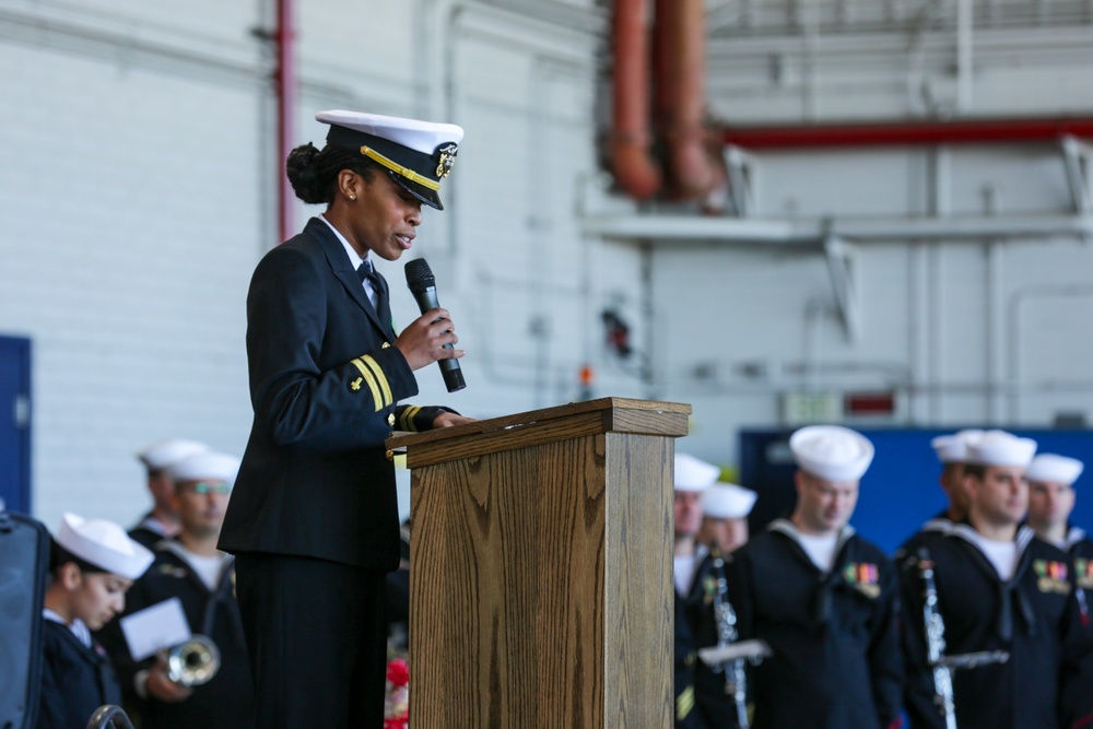 Helicopter Maritime Strike Wing, Pacific, holds change of command ceremony