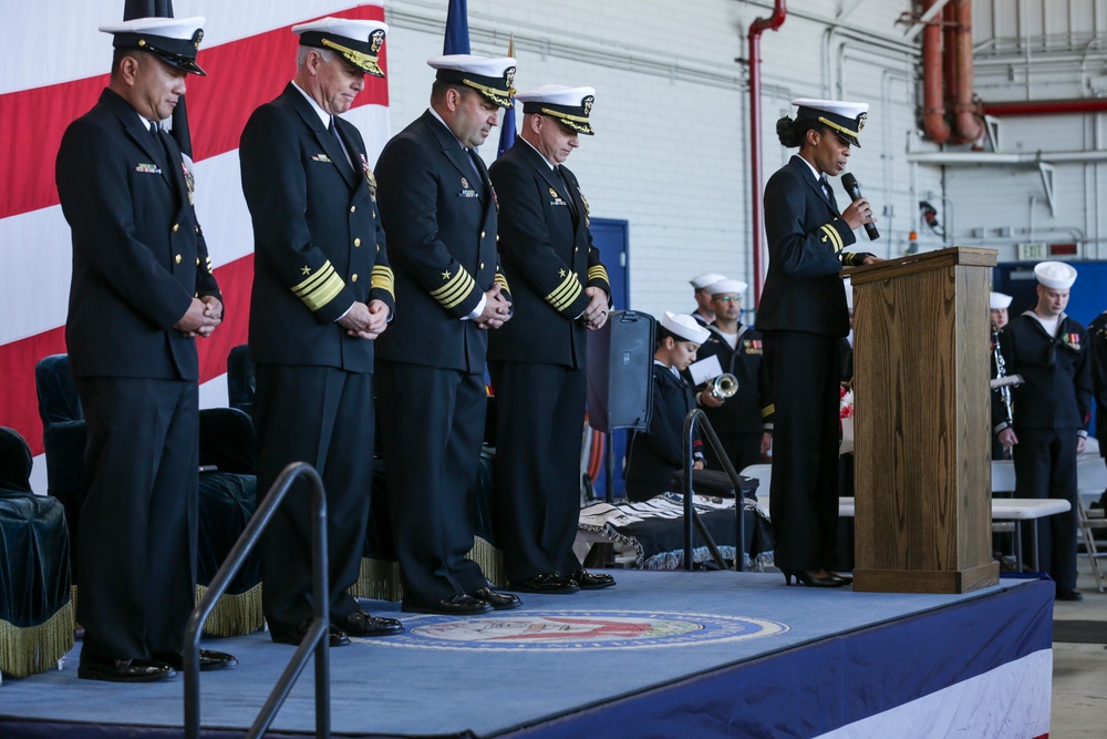 Helicopter Maritime Strike Wing, Pacific, holds change of command ceremony