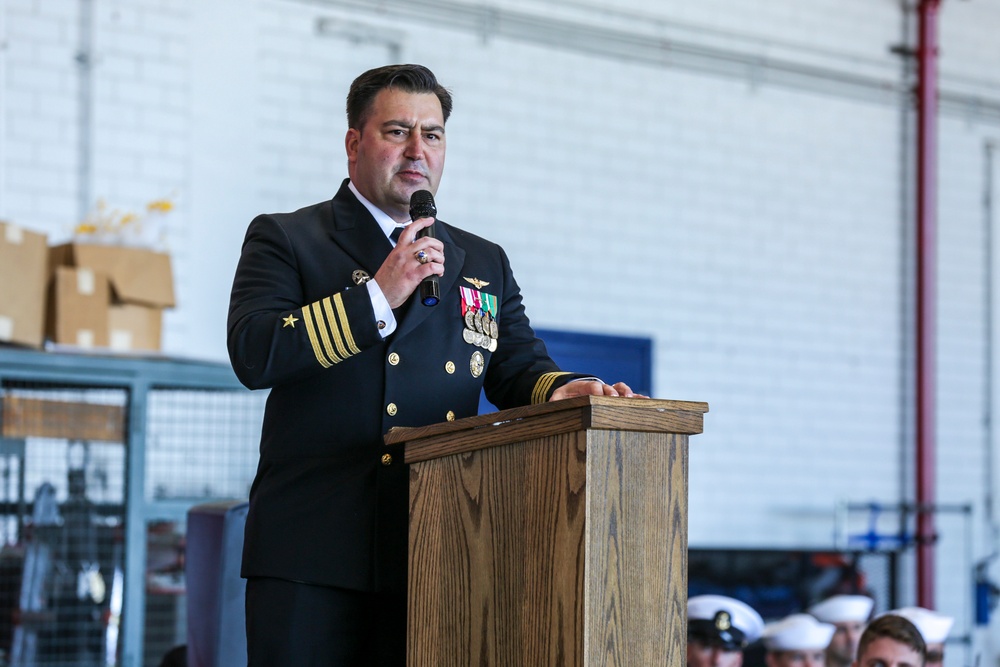 Helicopter Maritime Strike Wing, Pacific, holds change of command ceremony