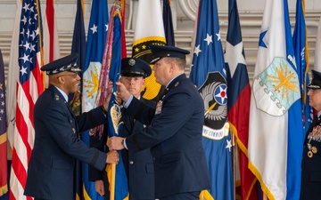 Lt. Gen. Tony Bauernfeind Assumes Command of AFSOC