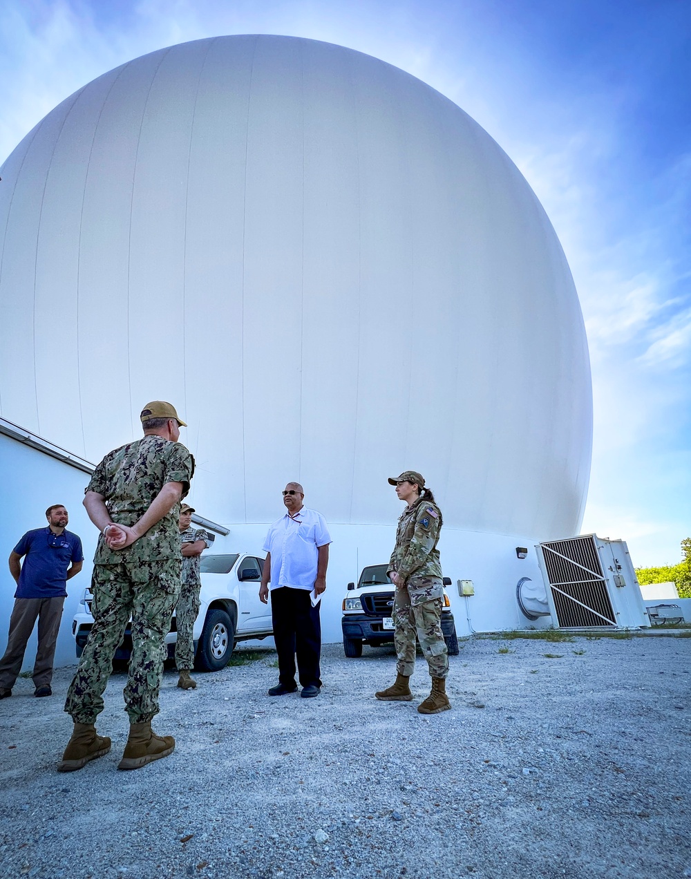 Pacific Fleet Commander Visits Troops in Diego Garcia