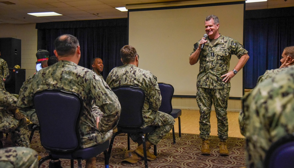 Pacific Fleet Commander Visits Troops in Diego Garcia