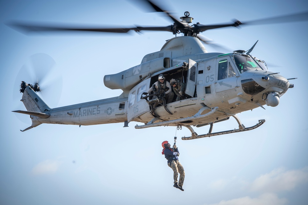 HSC-3's SARMM Trains With USMC Counterparts From MAG-39 During Steel Knight