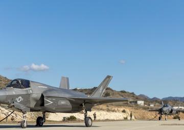 Steel Knight 23: F-35B Lightning II Landing at HOLF