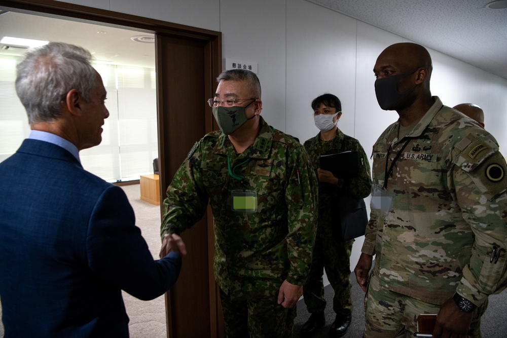 U.S. Ambassador to Japan visits Camp Asaka during YS83