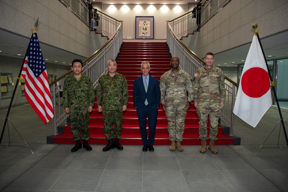 U.S. Ambassador to Japan visits Camp Asaka during YS83